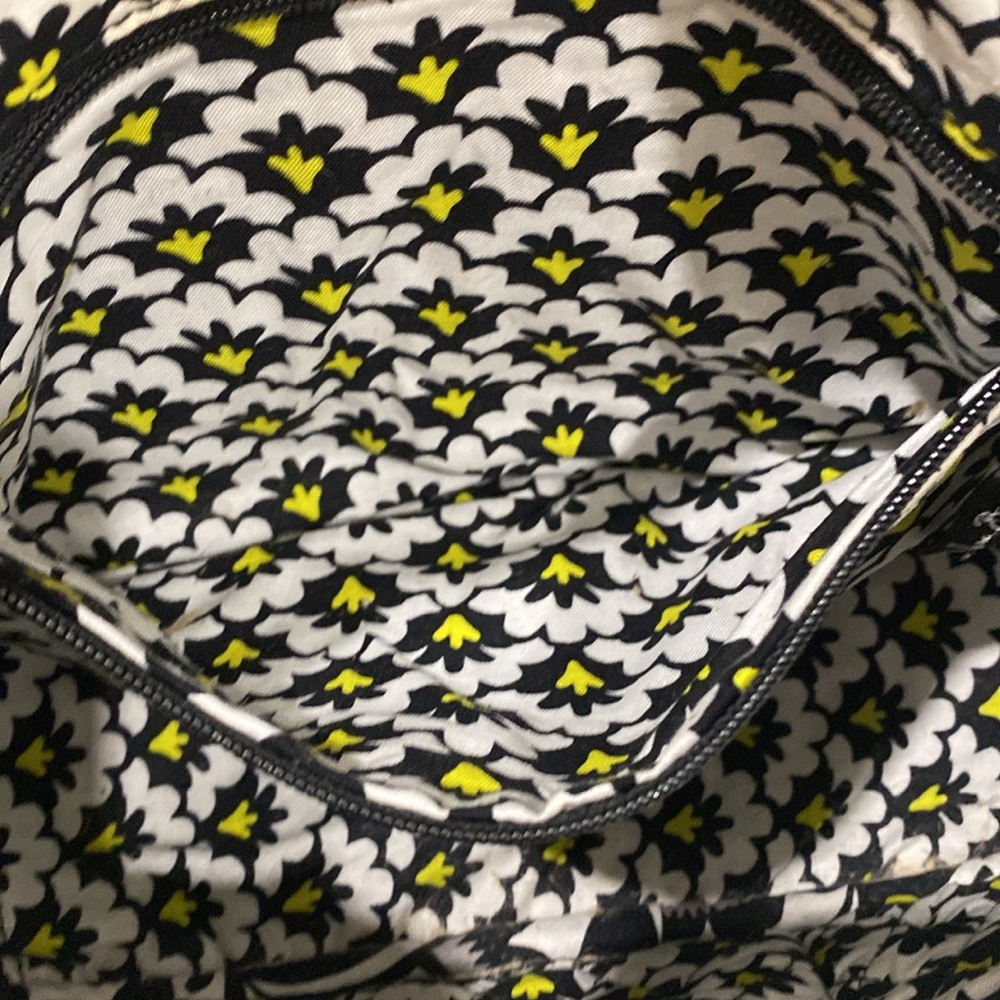 Vera Bradley Retired Fanfare Pattern crossbody / Shoulder Bag - Picture 2 of 16